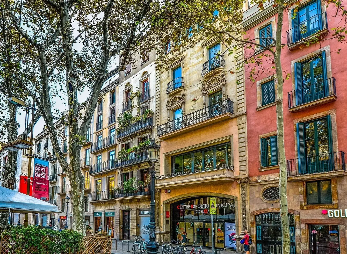 Barcelona-2088158_1920