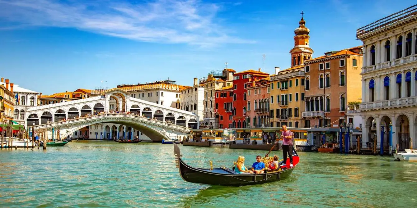 Venetie-Italie-Header-Shutterstock1