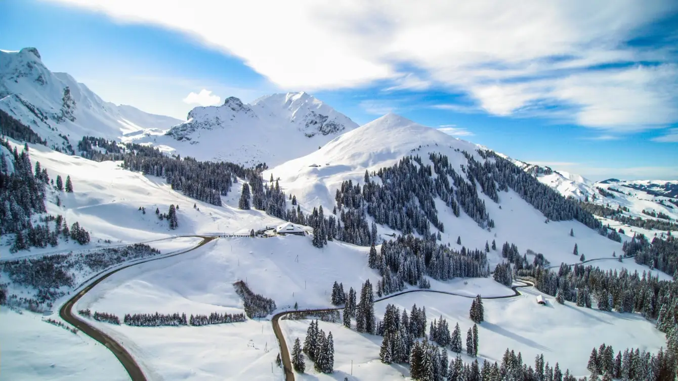 Fabian-schneiter-16eva2FRETo-unsplash-scaled