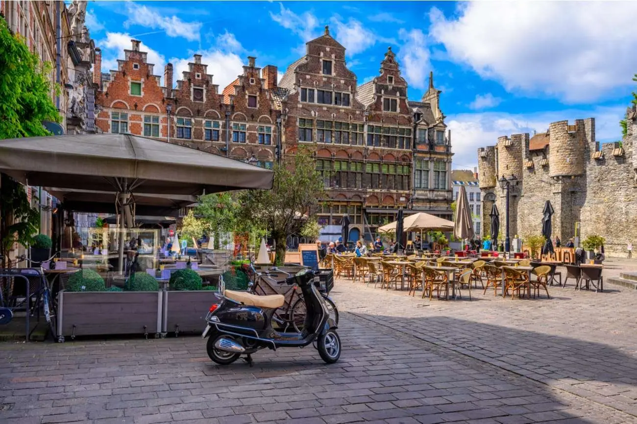 Gent-Belgie-Shutterstock2