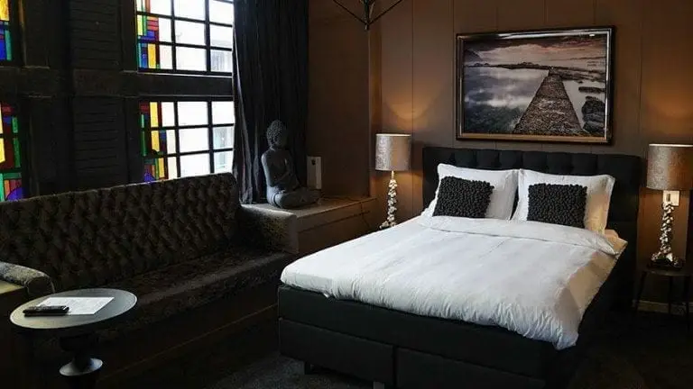 Huis-van-bewaring-hotel-Almelo-Nederland4