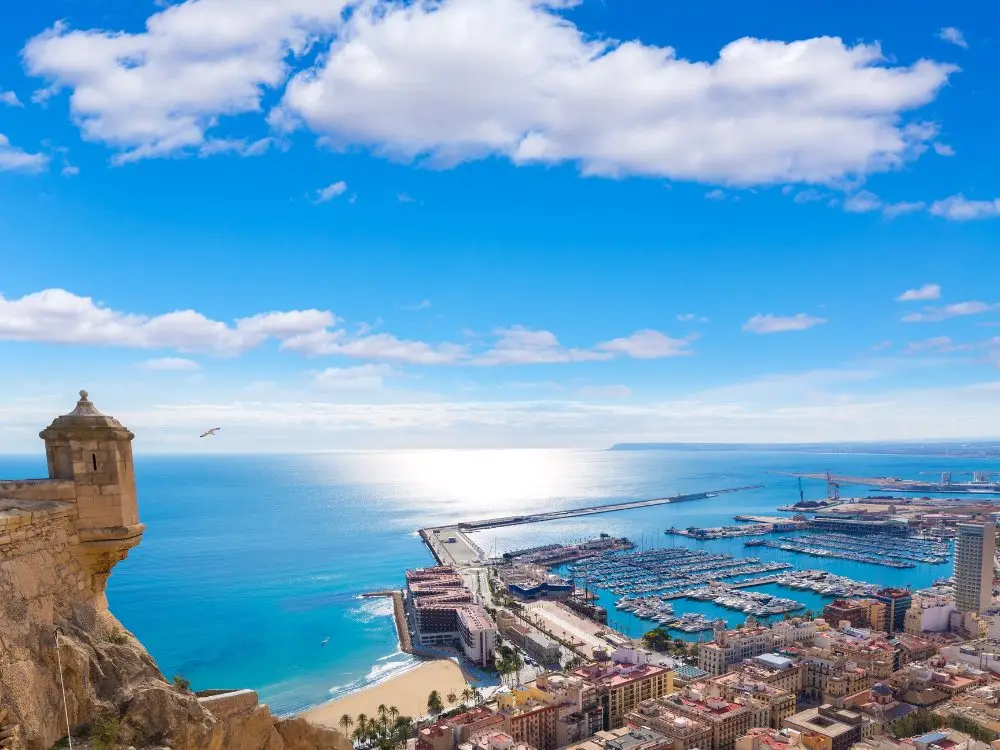 Alicante-Spanje-Canva-stock1
