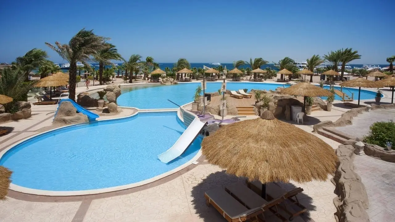 Lotus-Bay-Resort-And-Spa-Abu-s-Egypte2