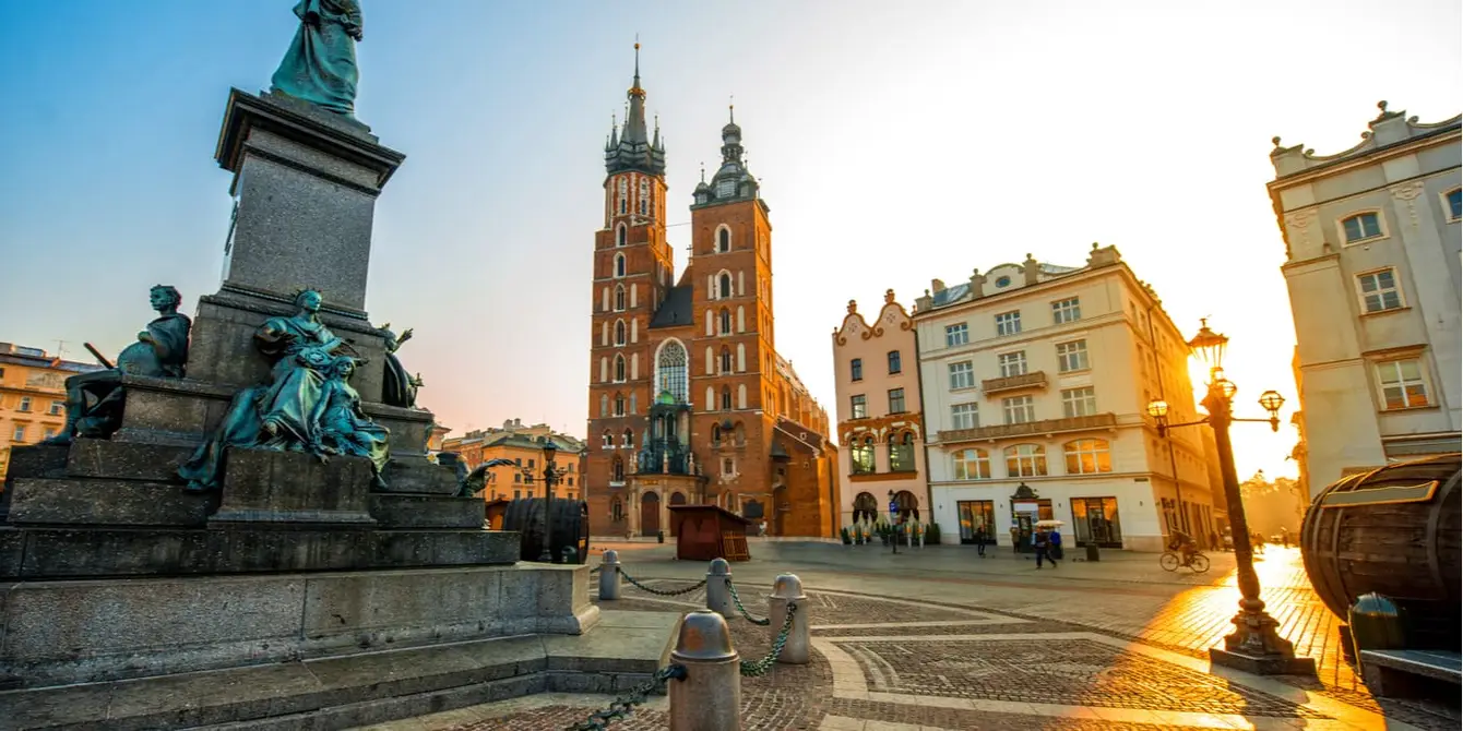 Krakau-HEader-Shutterstock1