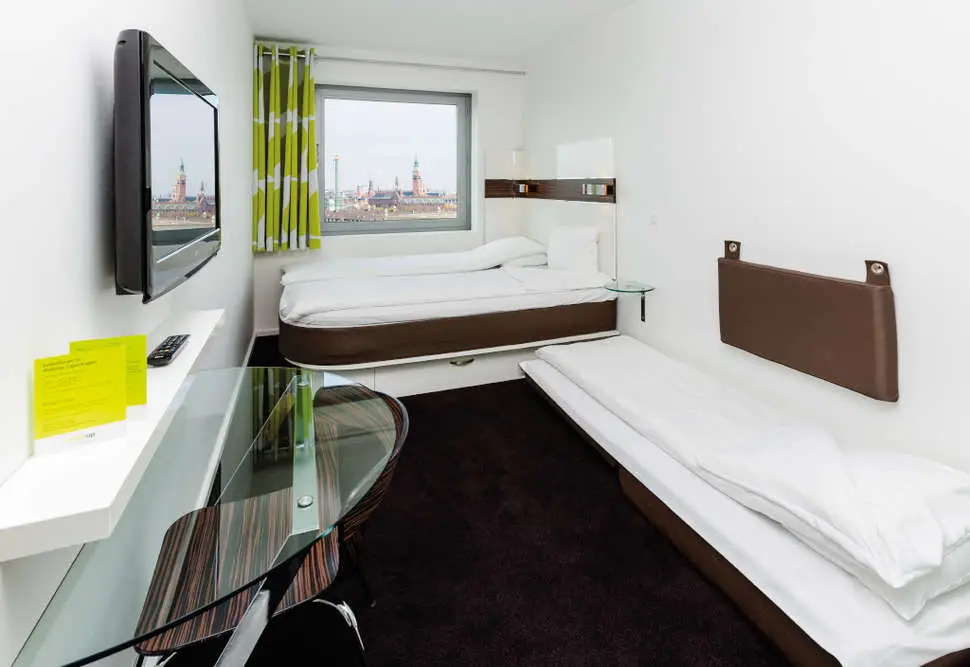 Wakeup-copenhagen-carsten-niebuhrs-gade-1