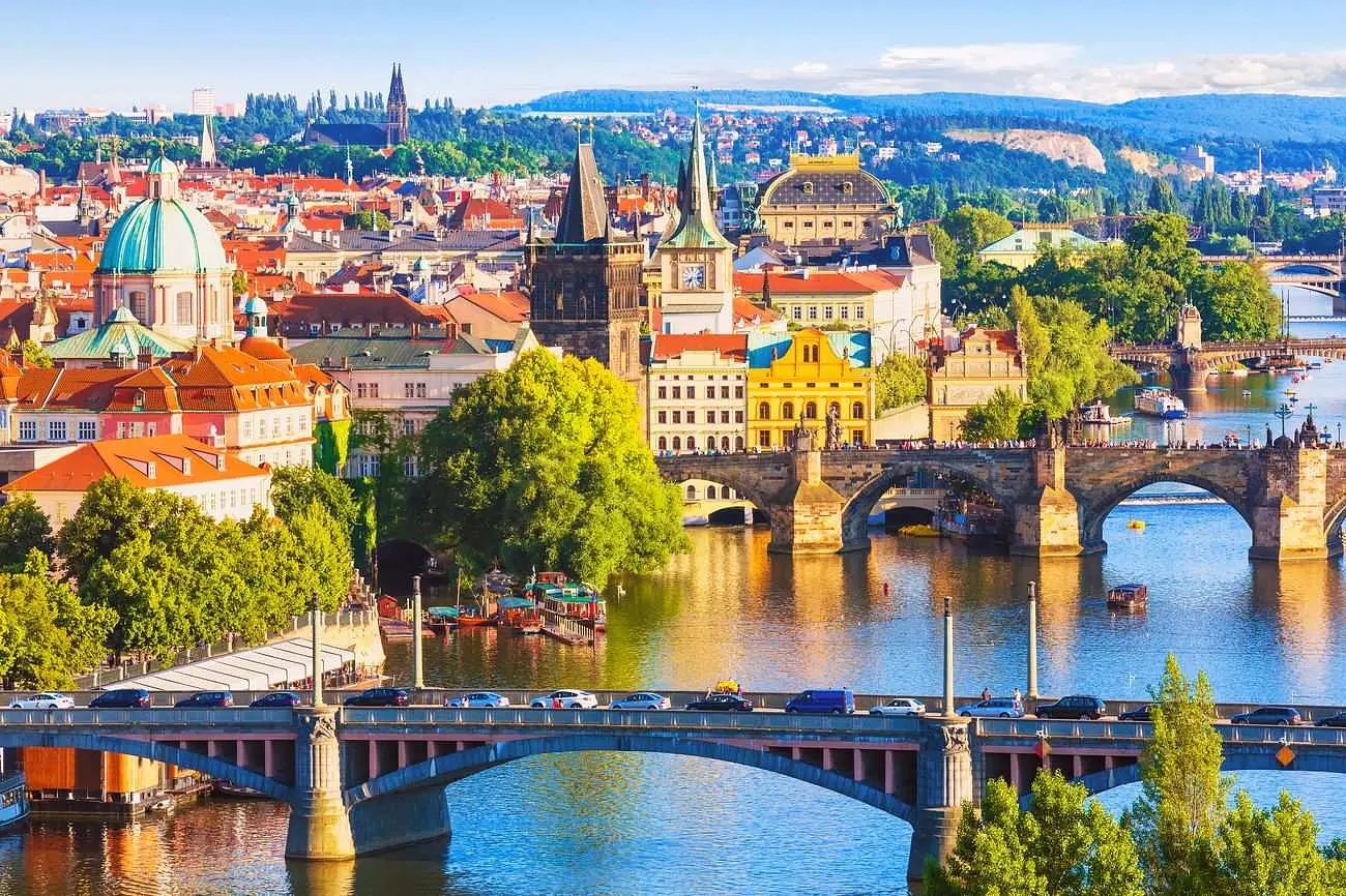 Praag-Tjechie-brug-website-foto-2-Shutterstock-2