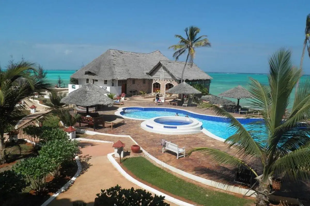Reef-Beach-Resort-Zanzibar2