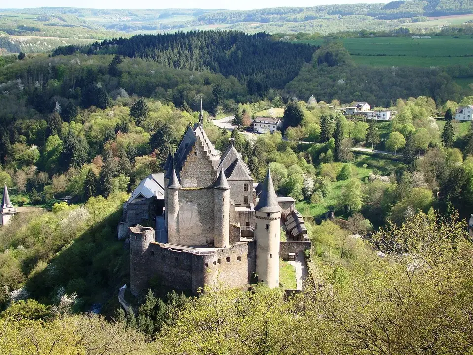 Castle-2100294_1280