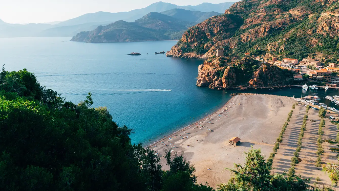 Strand bij Corsica