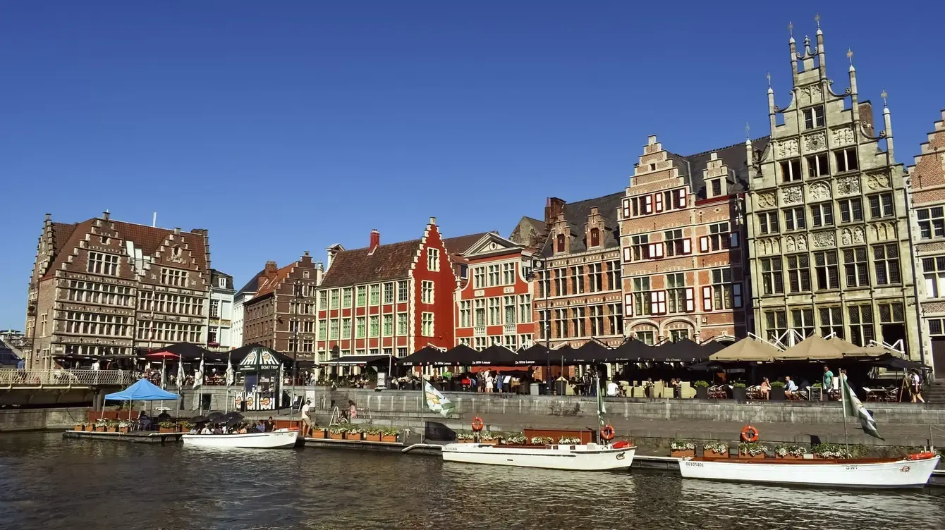 Ghent-3635936_1920
