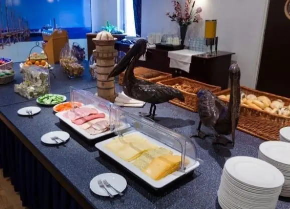 Buffet-hotel-pelikaan