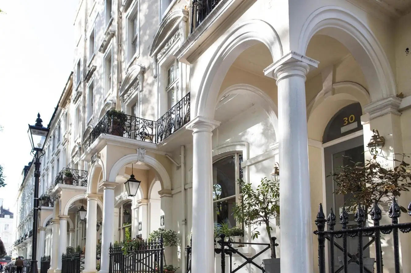 Hotel Dolphin London