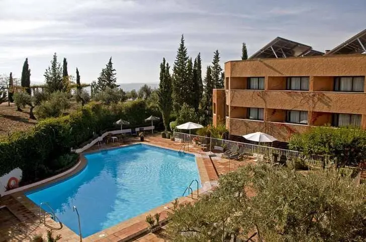 Hotel-Alixares-1