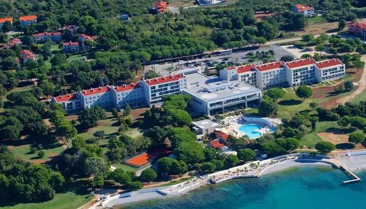 Ai-Pini-Medulin-Resort-2