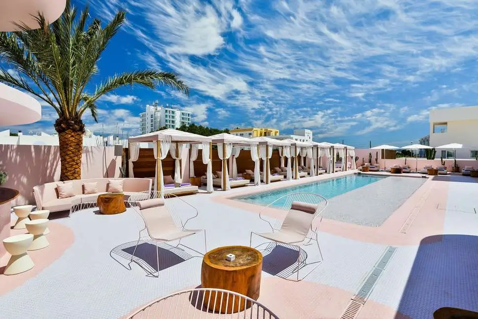 Paradiso-Art-Hotel-Ibiza5