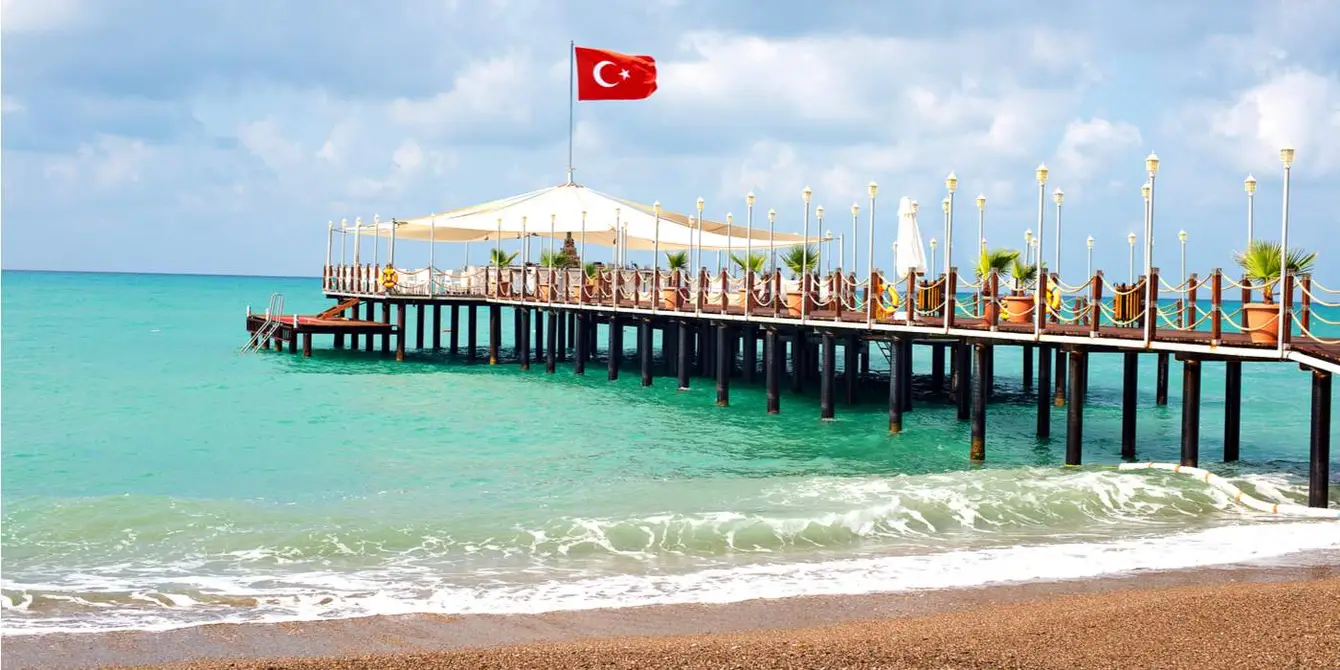 Turkije-Header-1-Shutterstock-1-1