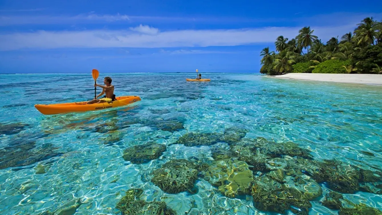 Barefoot-Eco-Resort-Malediven