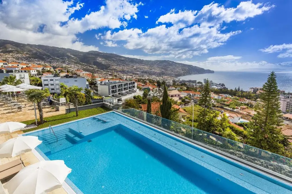 Hotel-Madeira-Panoramico1-Booking