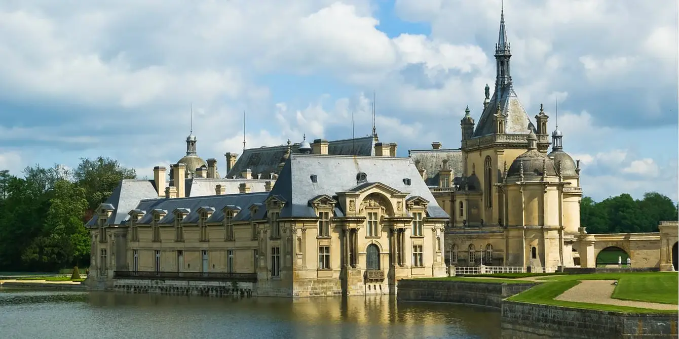 Château de Chantilly met tuinen
