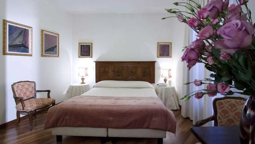 Hotel-columbia-rome-italie-1