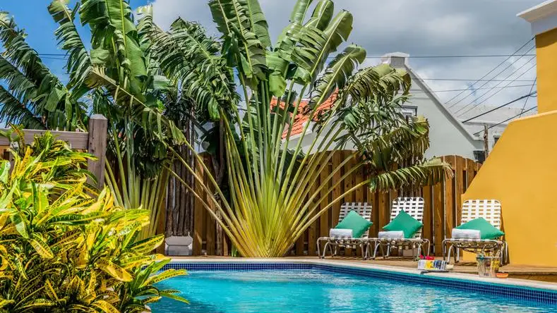Bario Hotel Willemstad Curacao Zwembad
