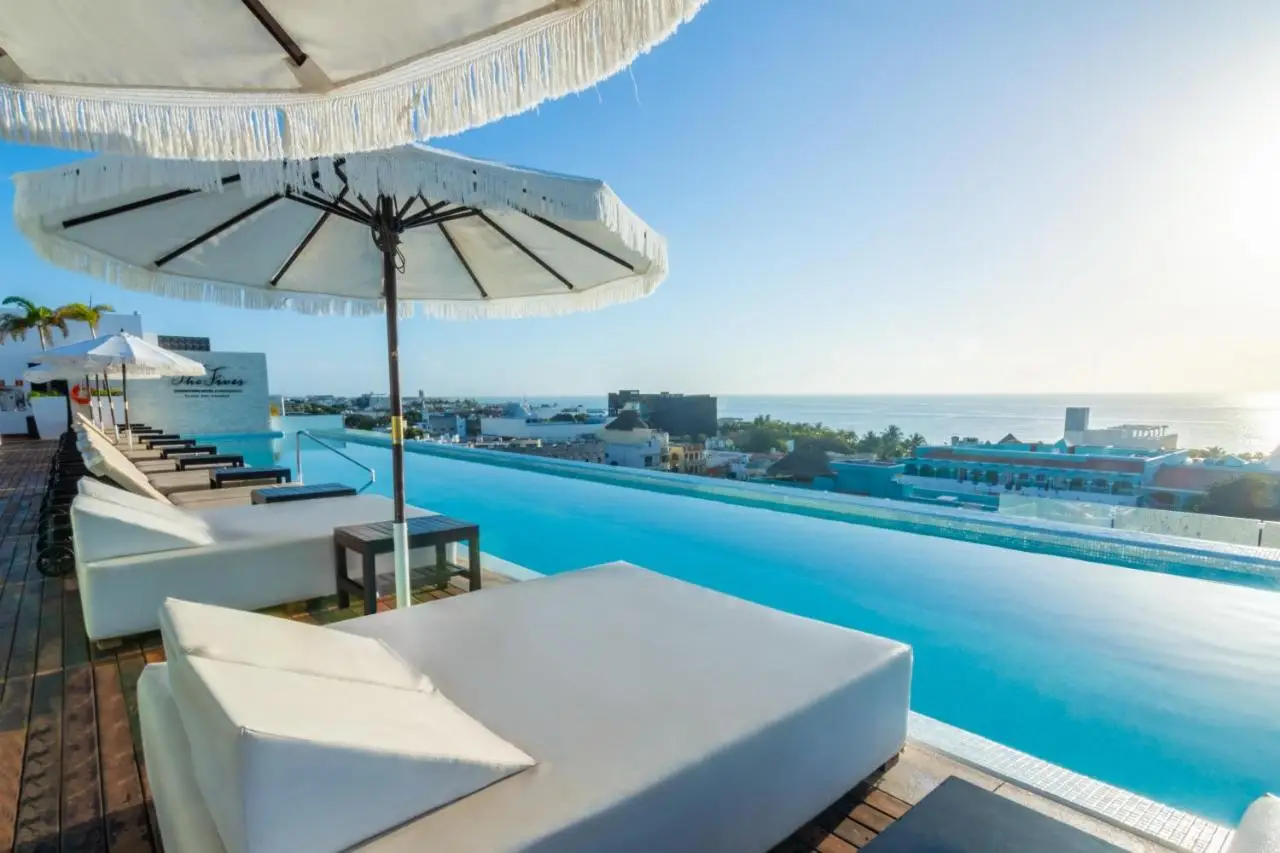 The-Fives-Downtown-Hotel-Residences-Curio-Collection-by-Hilton3
