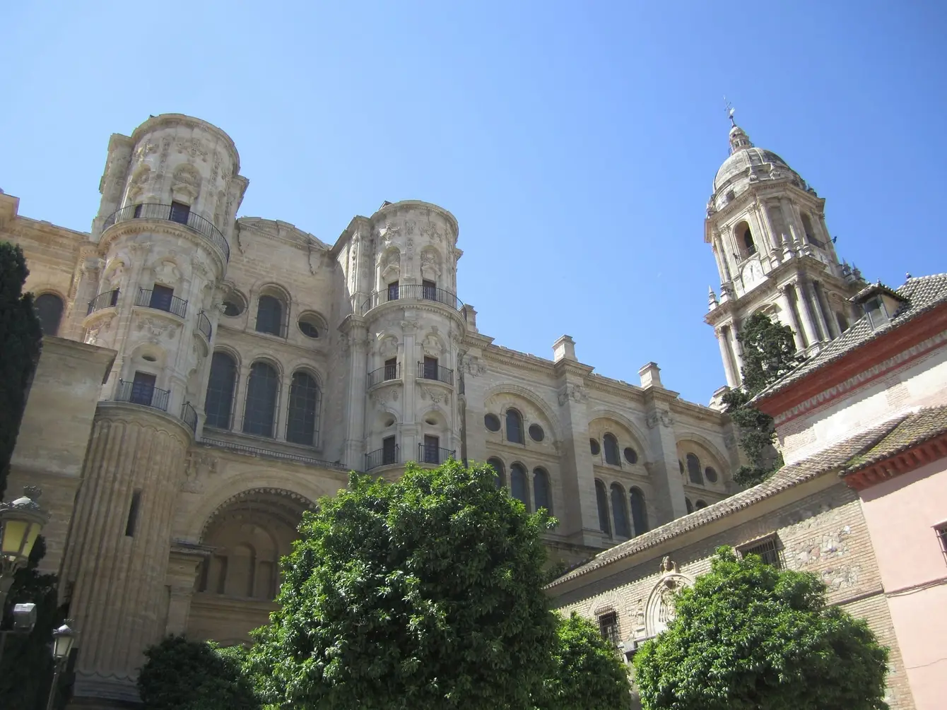 Malaga-117577_1920