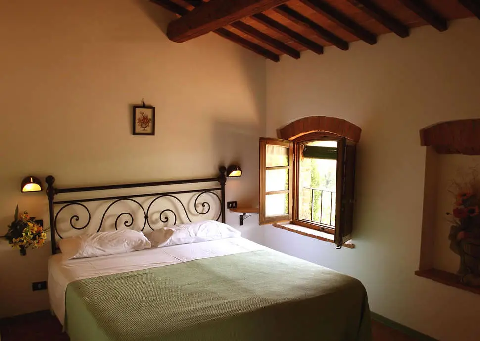 Borgo-delle-more-toscane-italie-2