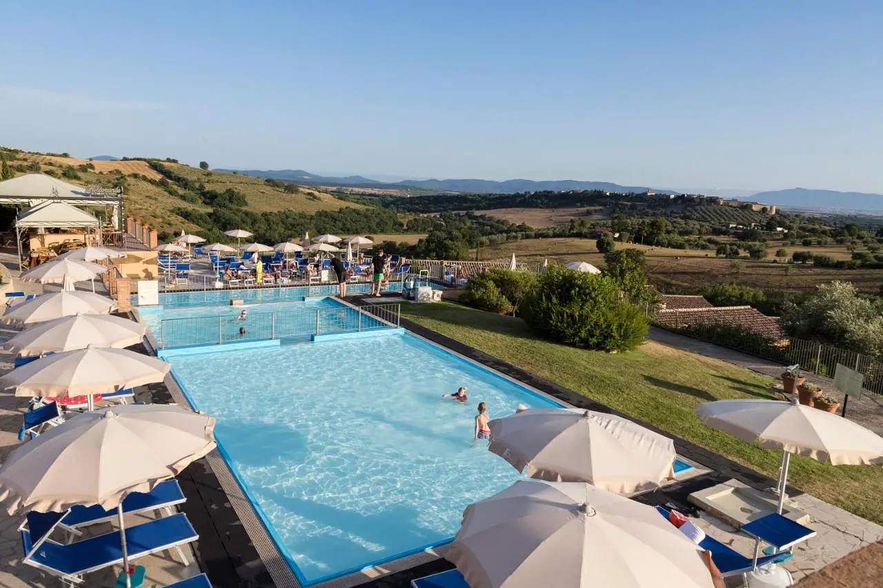 Smy-Borgo-Magliano-Toscane4