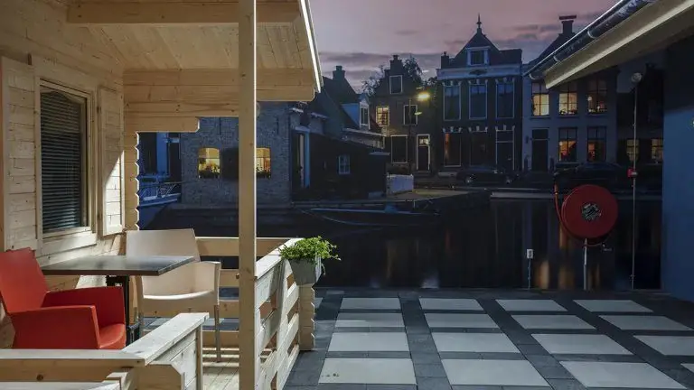 Lodge-VU-9
