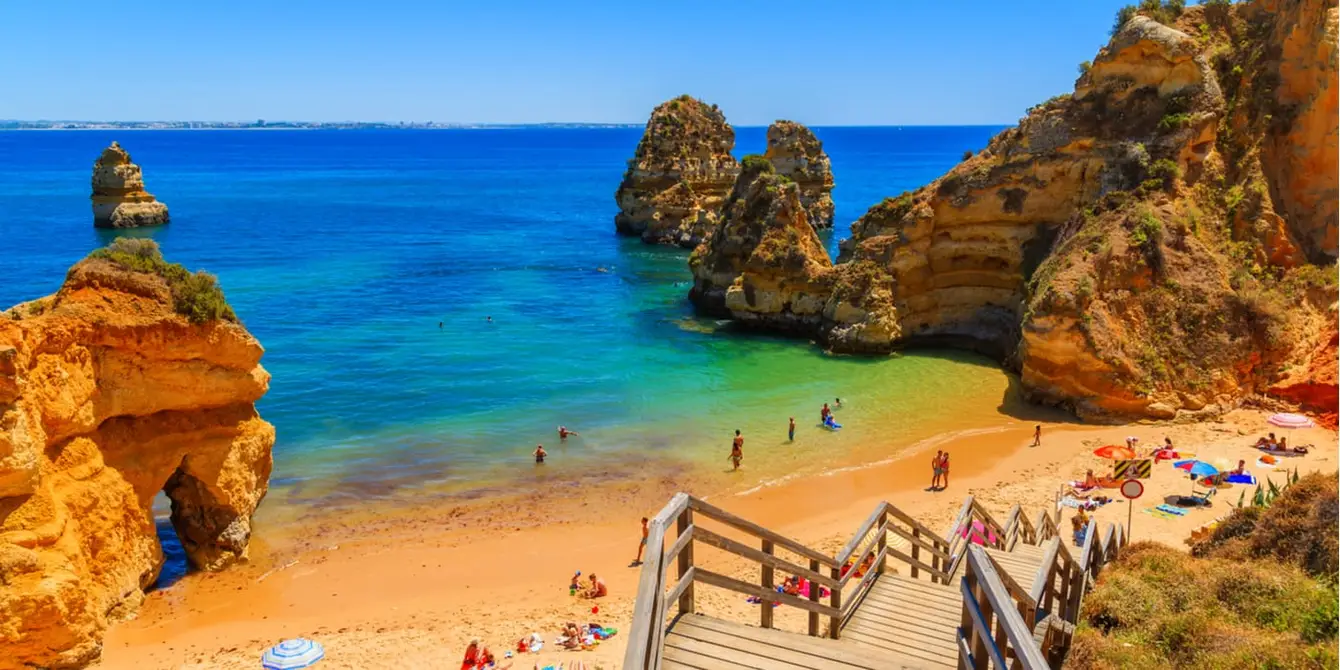 Algarve-Portgal-Header-Shutterstock1