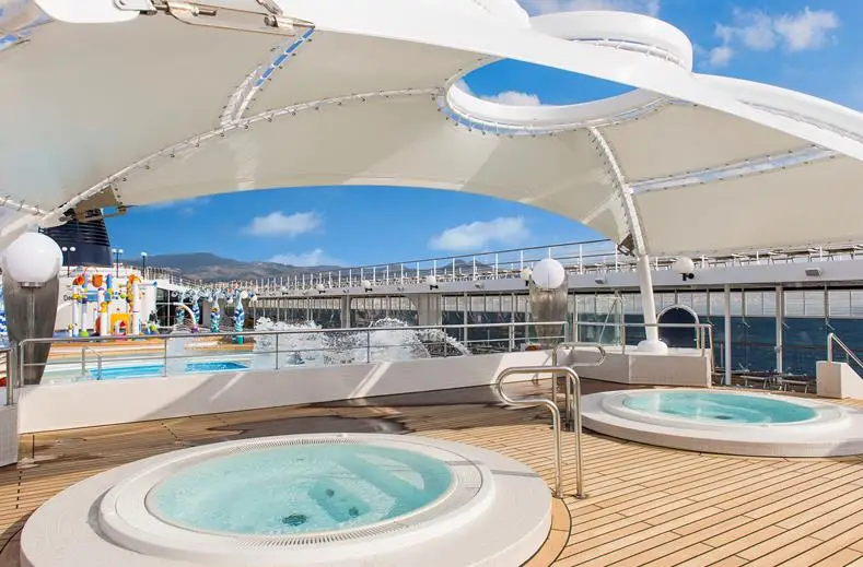Cruise-MSC-Lirica-TUI4