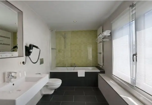 Valkenburg-badkamer