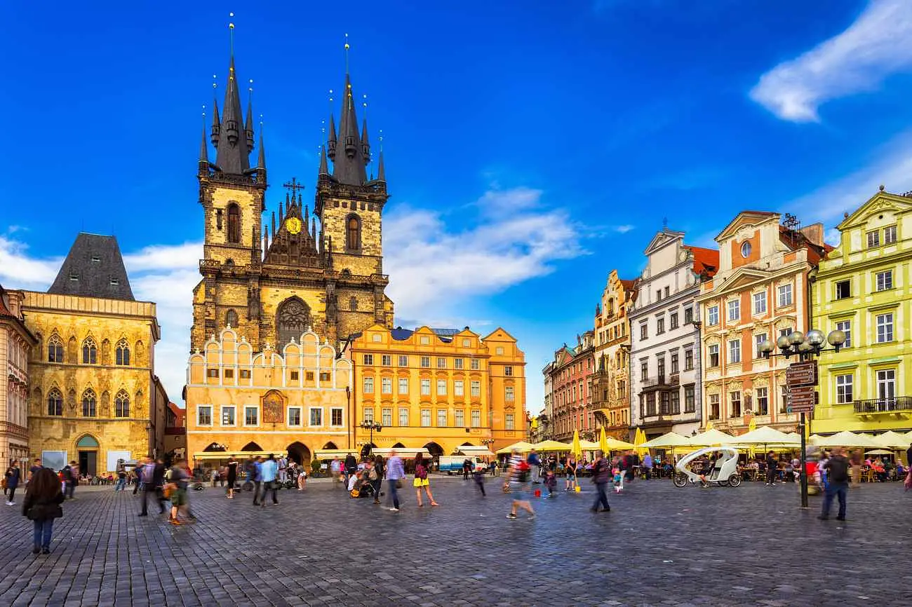 Praag-shutterstock