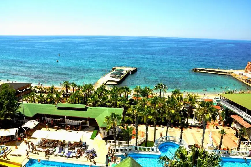 Kemal-Beach-Alanya-Turkije1